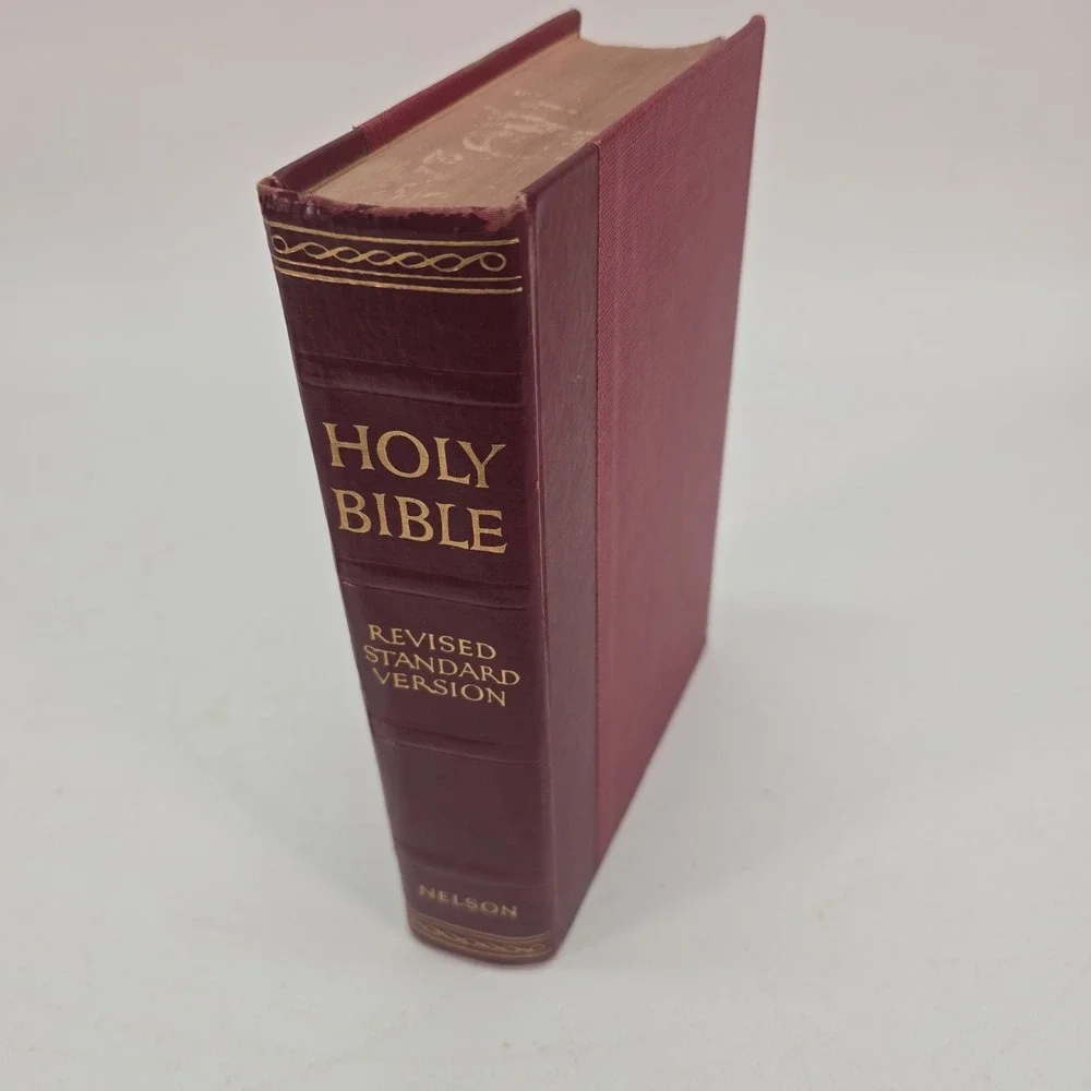 Holy Bible‎ RSV Revised Standard Version Red Hardcover Nelson 1952 Vintage